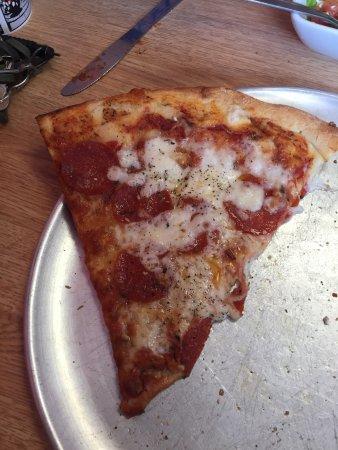 Pino's Pizza
